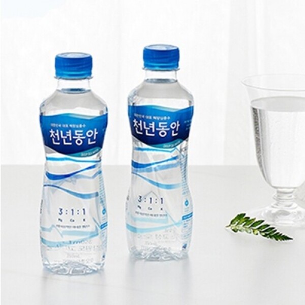 마켓Q,천년동안 350ml 20병입 X 2팩, 1 SET(40병),,천년동안,천년동안 키즈워터, 강원심층수, 해양심층수, 천연미네랄 워터,물,생수,물350,생수350,식품 > 생수/커피/음료/유제품